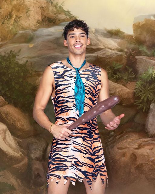 Men's caveman costume, tiger print tunic