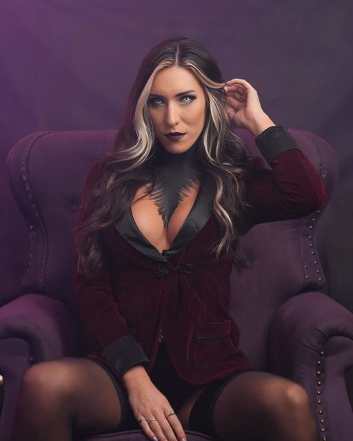 Playboy women's smoking jacket costume