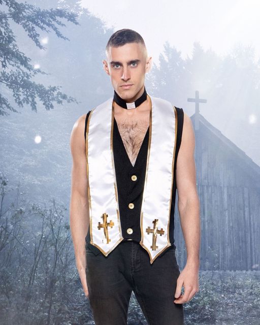 Men's priest costume, vest and stole