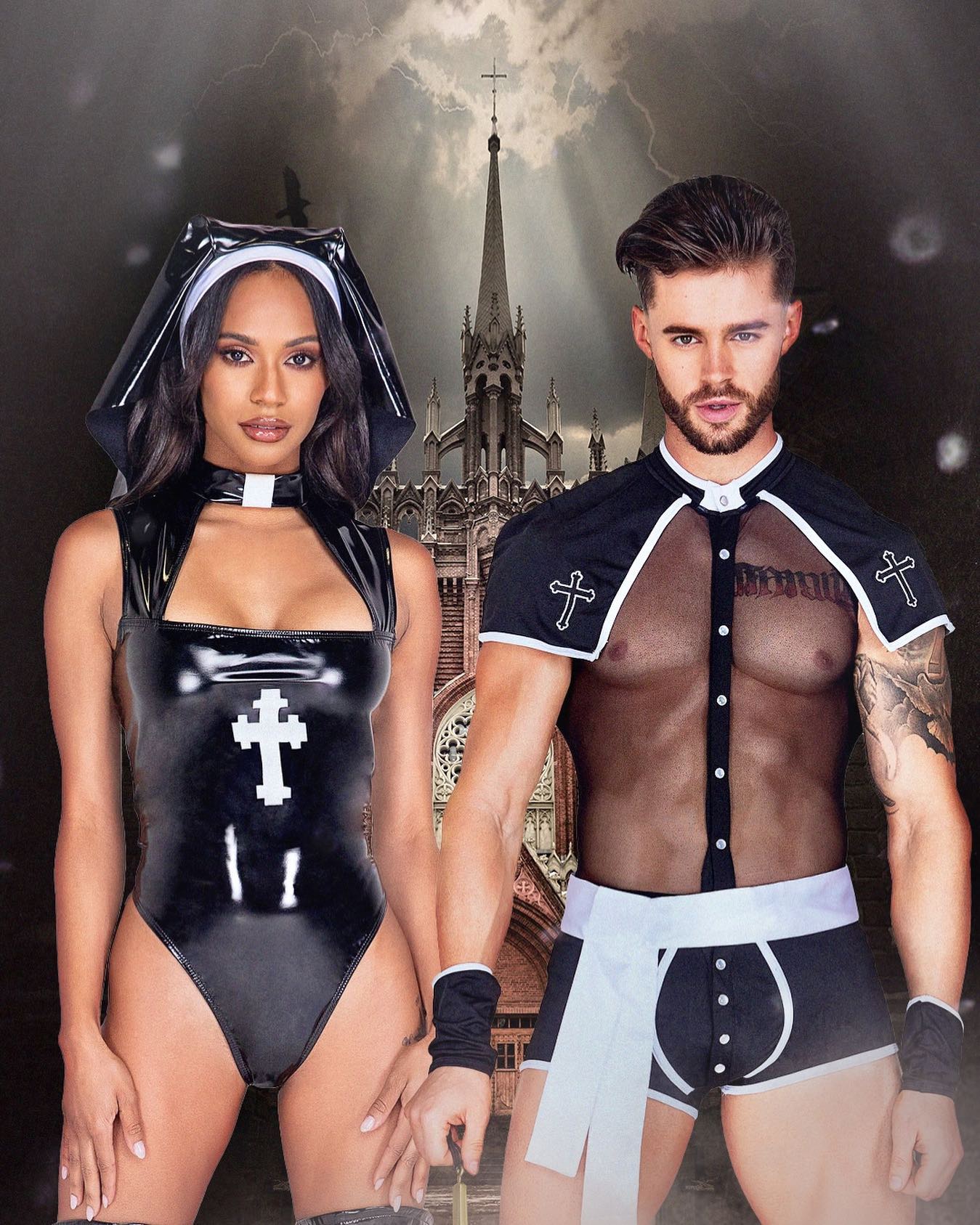 Men's priest costume